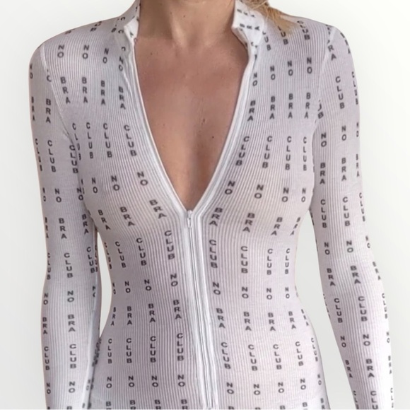 NO BRA CLUB Kitten Monogram Black White Jumpsuit Bodysuit Zip Up Pajama Sz. S - Picture 5 of 7